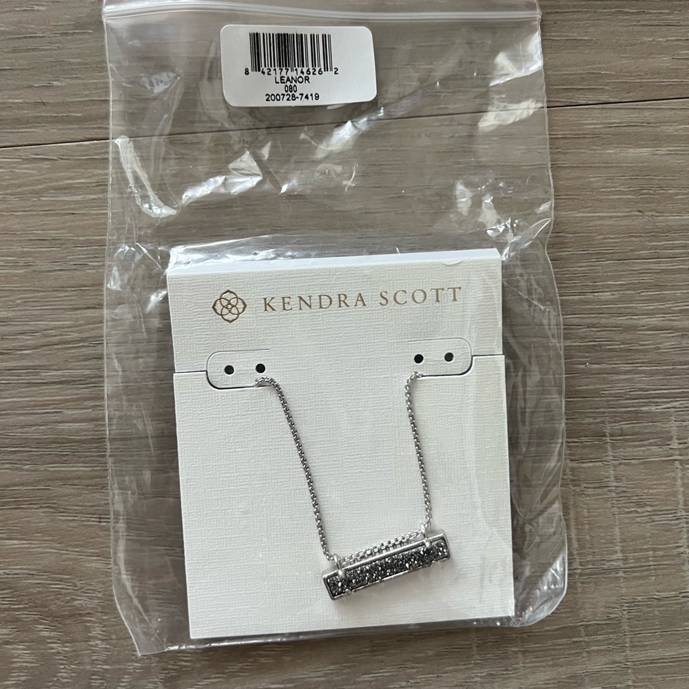 Kendra Scott Leanor Necklace